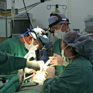 مشکلات شایعی که توسط جراحان دهان و فک و صورت درمان می شوند